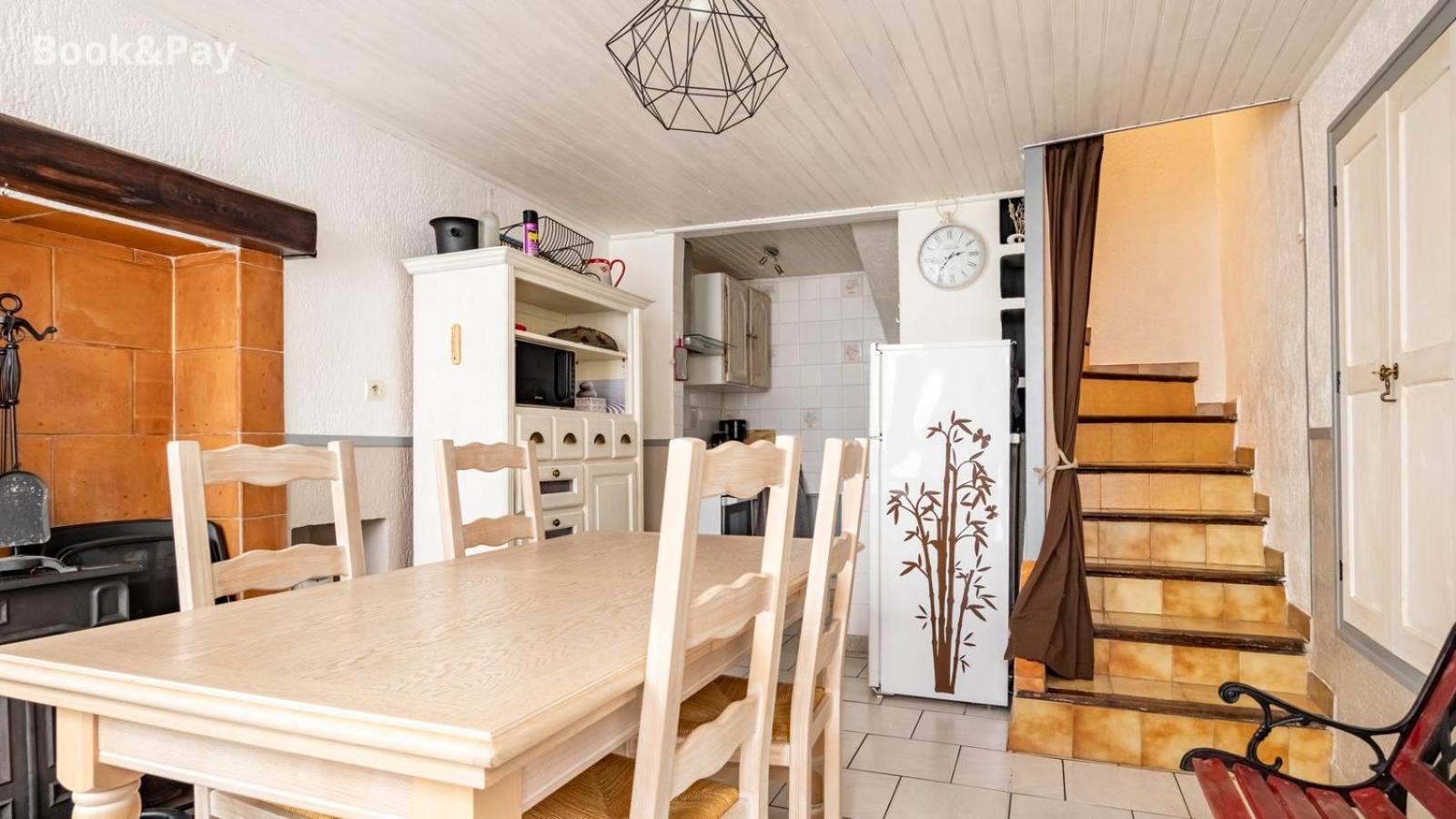 Charmante Maison De Village Provencale Régusse Extérieur photo